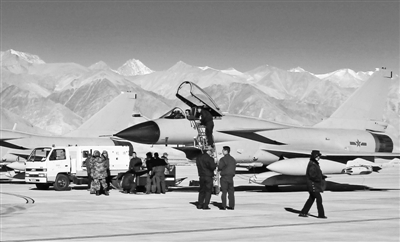 抓好军民融合高技术产业基地建设发展军民融合产业集群