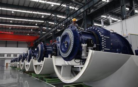 大连着力打造战略性新兴产业和传统制造业并驾齐驱的新格局