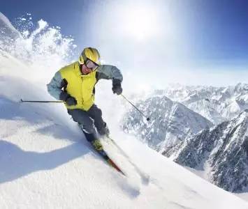 大力推进我国冰雪产业发展 以产业带动冰雪运动普及提高