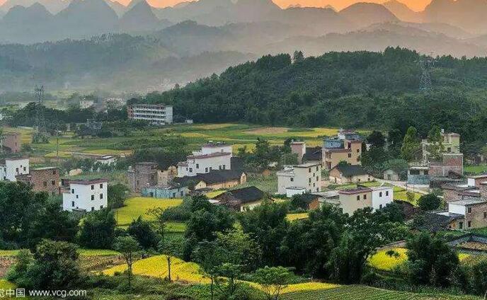 甘肃拉开了全省脱贫攻坚观摩拉练活动的序幕 激发乡村振兴的内在活力