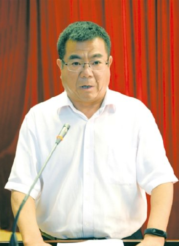 市政协常委、市九三学社驻会副主委李存龙