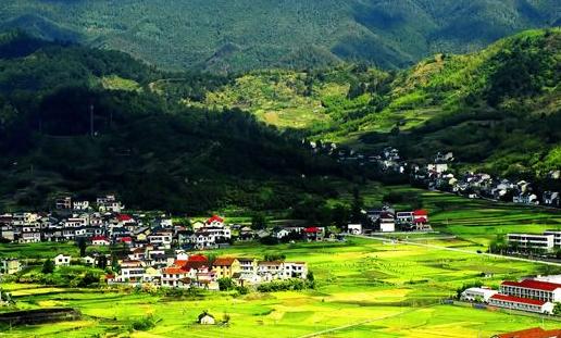 平凉市庄浪县大力发展休闲农业与乡村旅游 带动农村产业结构优化调整