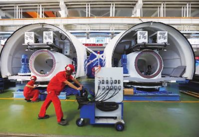 新能源产业不断壮大、装备制造业积极推进——酒泉