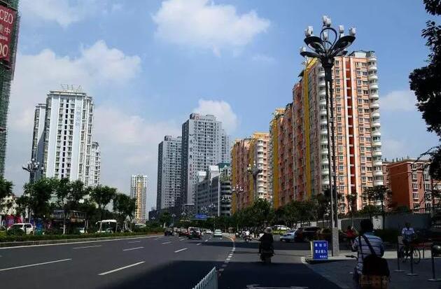5个正追赶北上广深的发展中城市