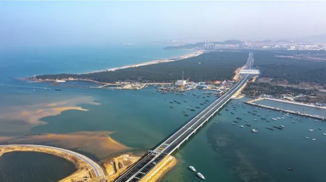 荣乌高速威海至烟海高速段改扩建项目